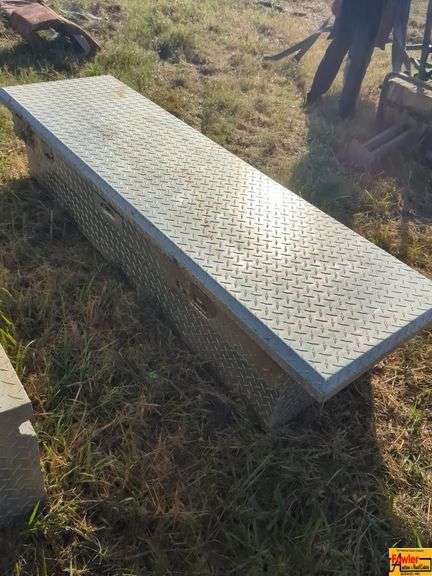 Diamond Plate Metal Truck Bed Toolbox image