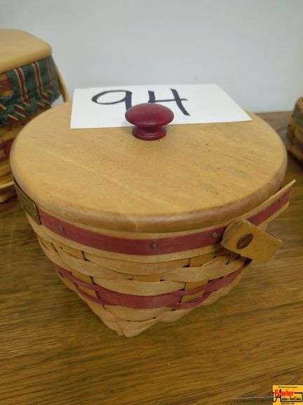 Longaberger Christmas Collection 1994 Jingle Bell Basket image