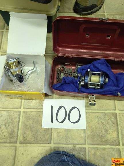 Daiwa Sweepfire 2000-2B and Millionaire 4H Fishing Reels image