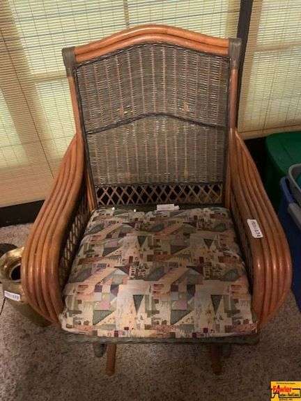 Vintage Wicker Peacock Chair with Cushion image