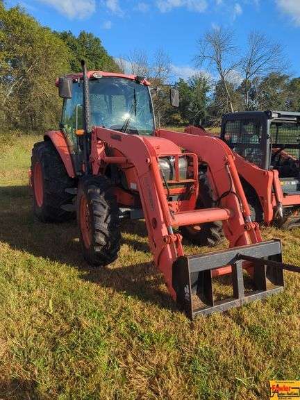 Kubota M9540 Tractor with LA1353 Loader and Bucket image
