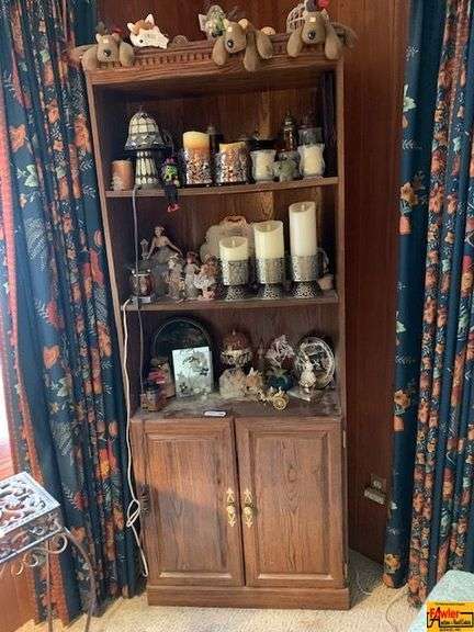 Cabinet & Contents image