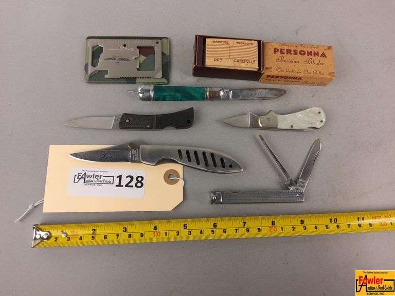Pocket Knife & Personna Blades Assortment image