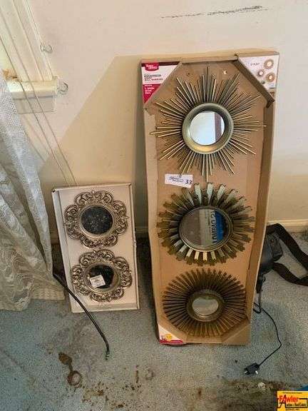 NEW Wall Decor image