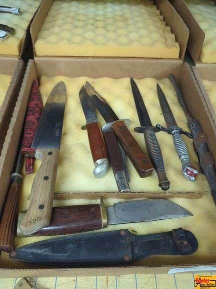 Assortment of Knives image