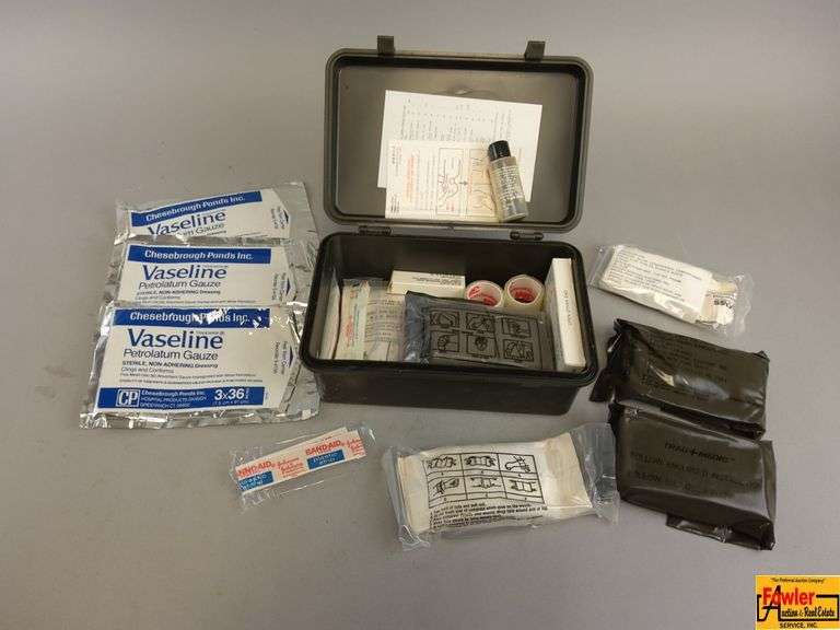 US Military General Purpose First Aid Kit image