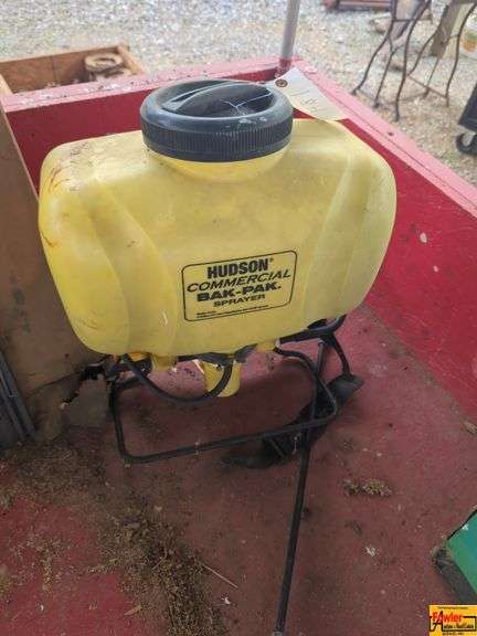 Hudson 4-Gallon Commercial Bak-Pak Sprayer image