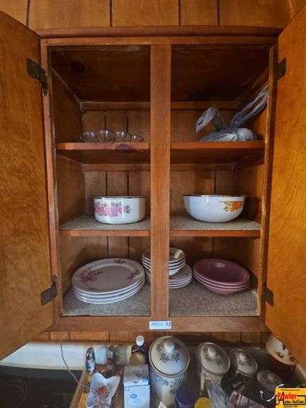 Contents of Cabinet: Dishes, Bowls & More image