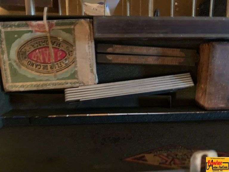 Box & Contents image