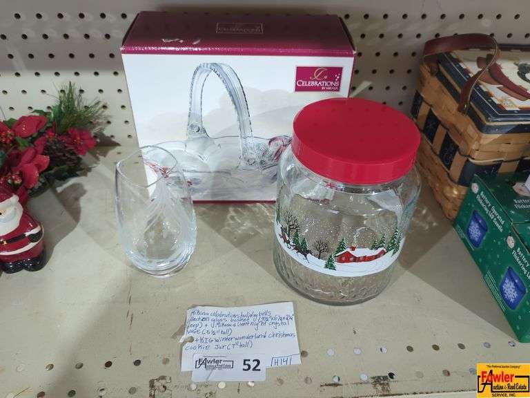 Mikasa Celebrations Holiday Bells Glass Basket  & Silent Night Vase (H141) image