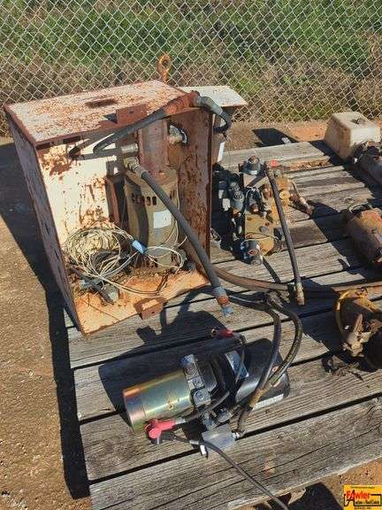 Electric Hydraulic Pumps image