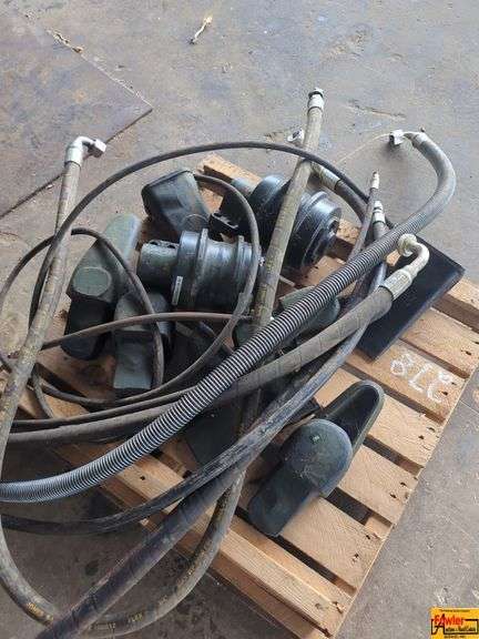 Excavator Hose & Parts image