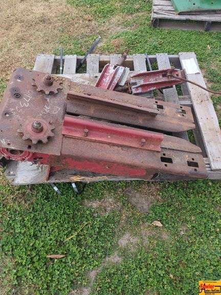 Parts For IH Combine image