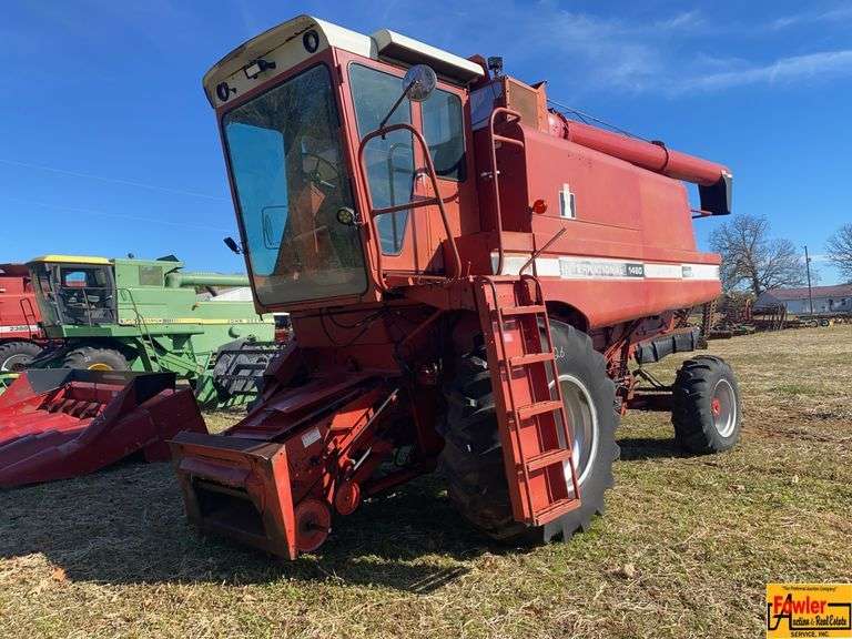 International Harvester 1460 Combine, New  Rotor, Auger; 4,211 hrs image