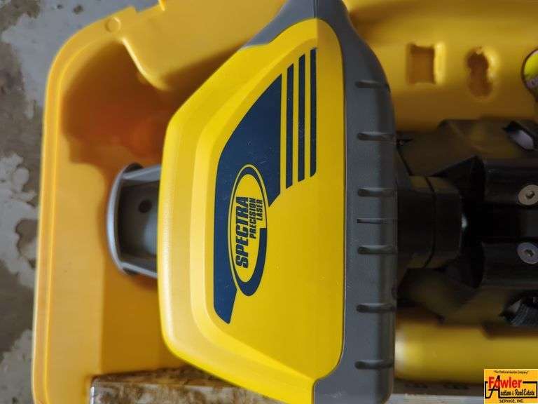 Spectra Precision Level, LL100 With Tripod image