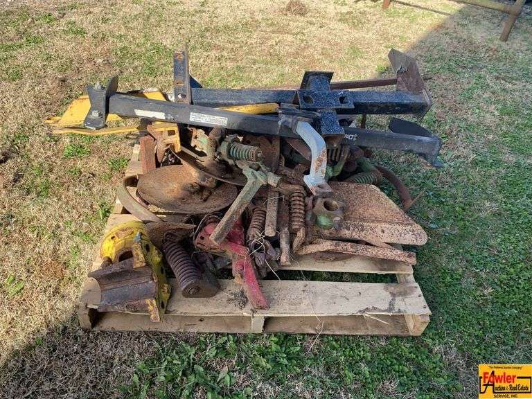 John Deere Wheel Hub image