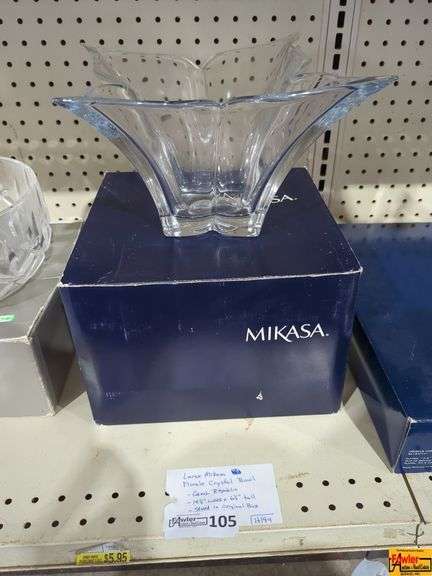 Large Mikasa Florale Crystal Bowl (H194) image