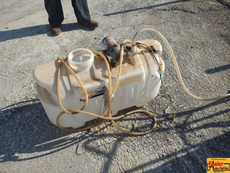North Star Sprayer Tank with Pump image