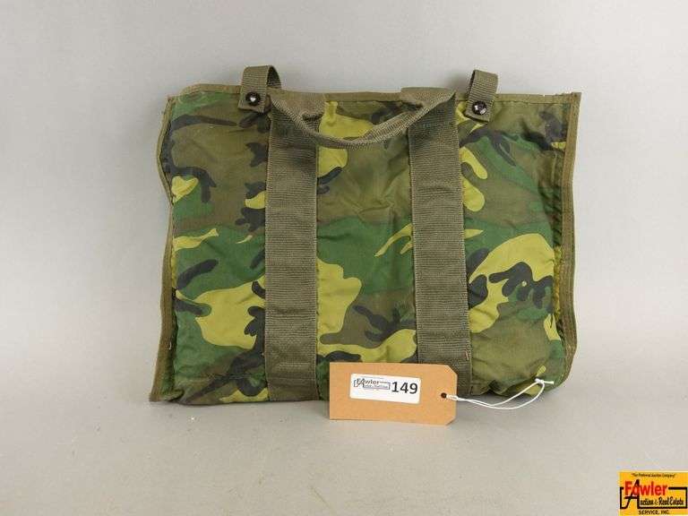 Camo Print Canvas Tote Bag image