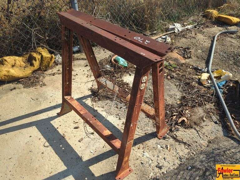 Metal Table Legs image