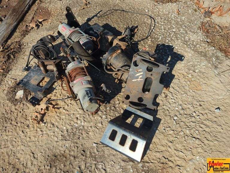 Small Winches & Winch Brackets image