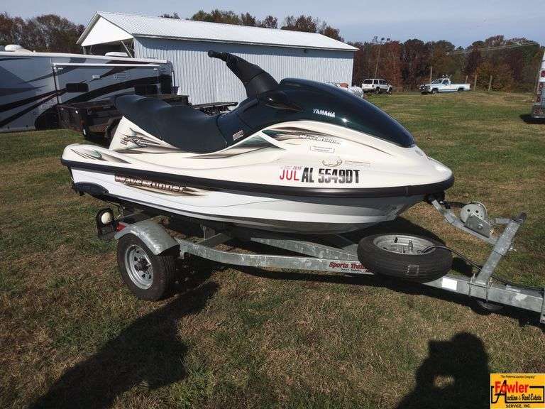 Yamaha WaveRunner 1200 Limited XL; VIN JE1200A70008370T image