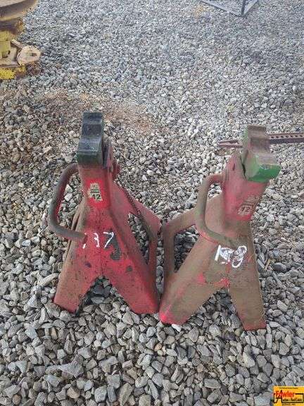 (2) Jack Stands image