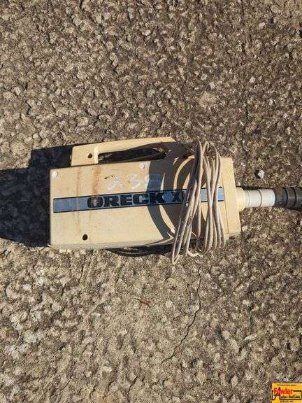 Oreck Vacuum Cleaner image