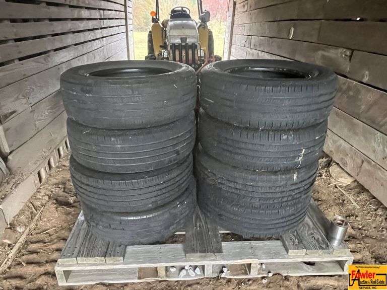 8 Tires - 235/65R16 image