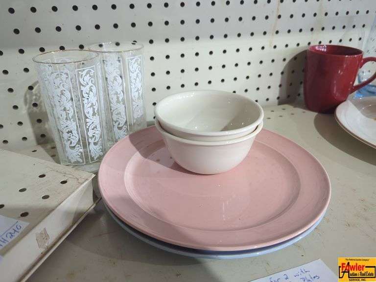 Breakfast for 2 with Vintage 1940s LuRay Plates (H241) image