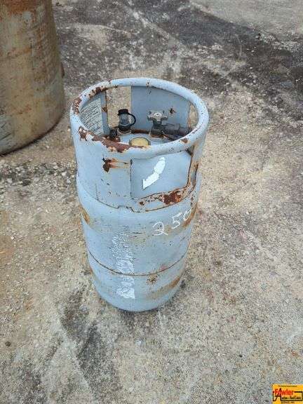 Small Propane Tank image