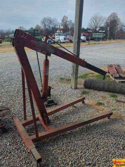 4,000 Lb. Hydraulic Engine Hoist image
