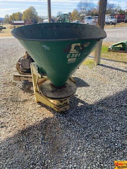 John Deere C381 3PT Hitch Seed Spreader image