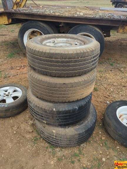 (4) Tires & Rims, P265/70R16 image