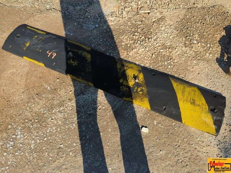 Rubber Speed Bump image