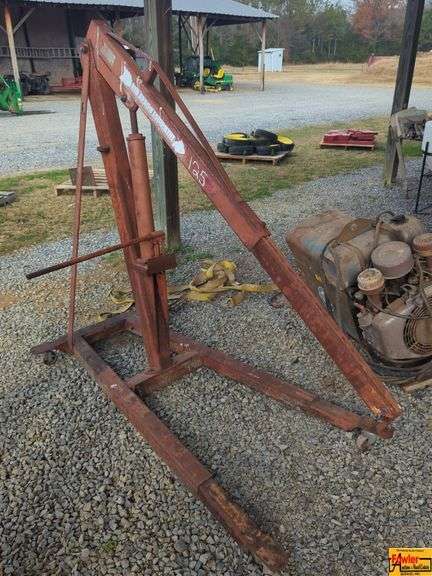 Red Arrow Hydraulic Engine Hoist image