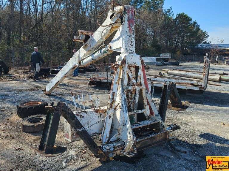 Crane Boom with Hydraulic Controls image