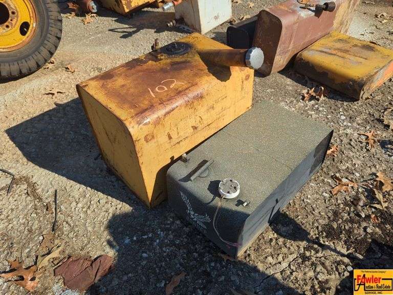 (2) Metal Fuel Tanks image