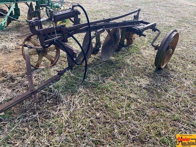 2-Bottom Disc Turning Plow image