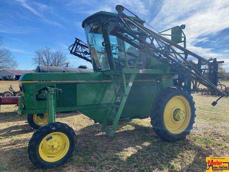 1994 John Deere 6500 Sprayer; 60' Boom With Foam Markers image