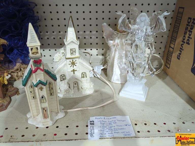 Light Up Angel & Church (H172) image