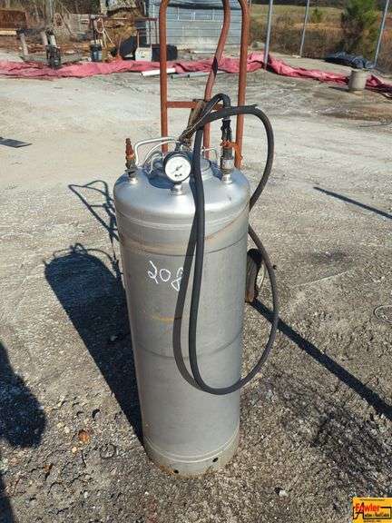 Spray Tank image