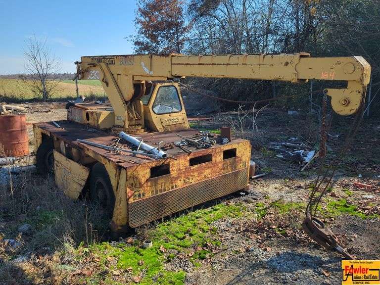 Carrydeck Crane image
