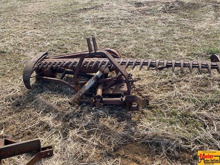 IH 7' Sickle Mower image