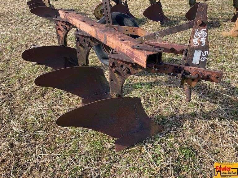 3-Bottom Turning Plow image