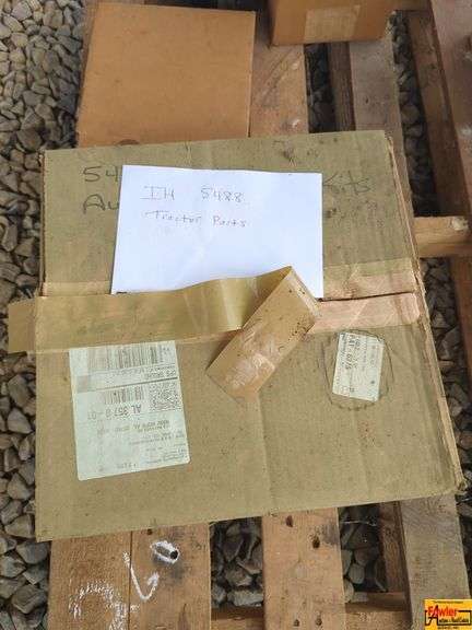 International 5488 Tractor Parts image