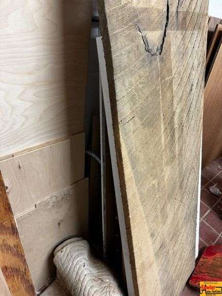 Scrap Wood & Military Ammo Box image