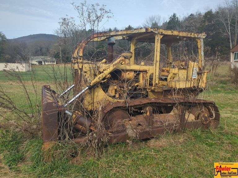 Caterpillar D6C Dozer image