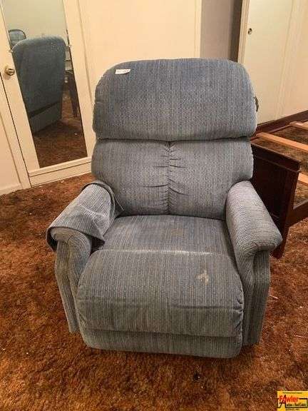 Recliner image