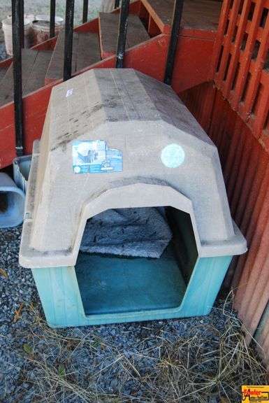 Plastic Dog House image